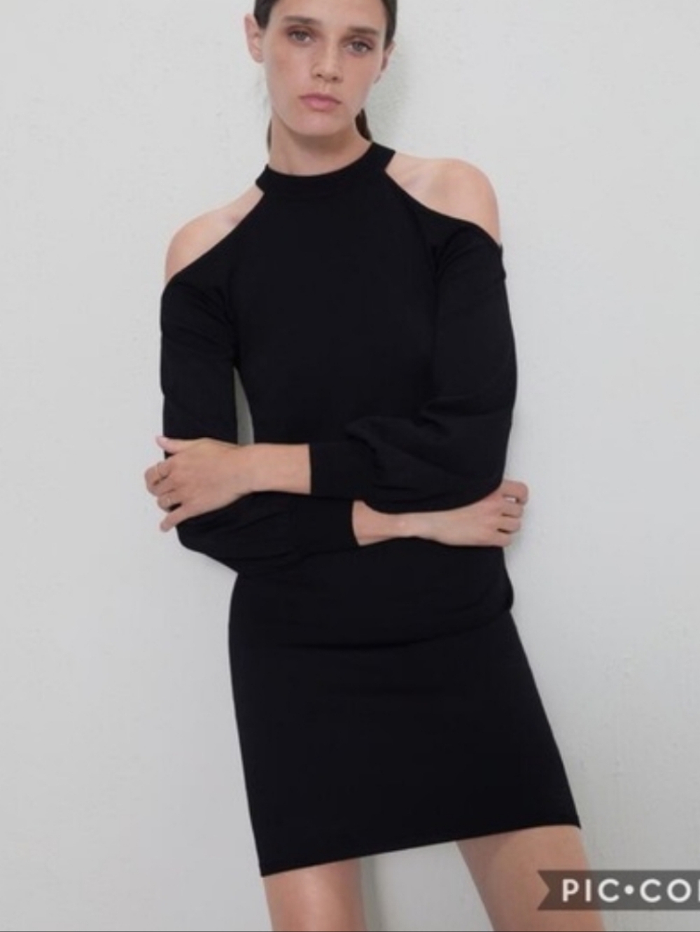 Zara Black Cold-Shoulder Ribbed Knit Mini Dress - Picture 2 of 5